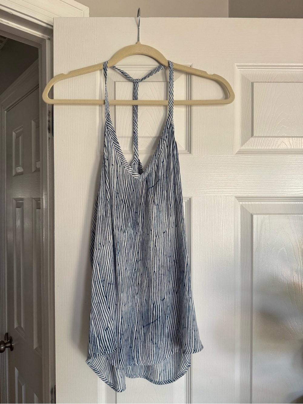Tarte Blue & White Women’s V Neck Blouse